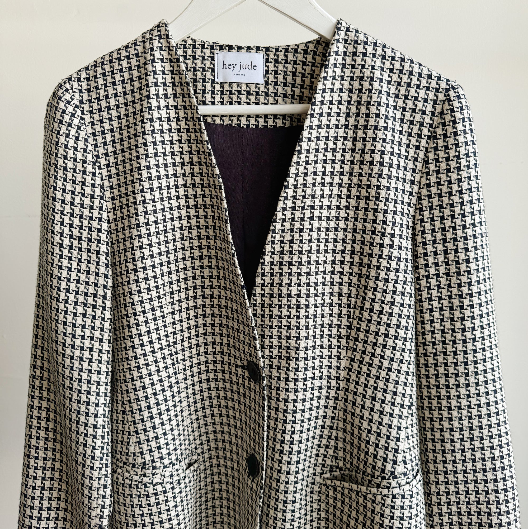 Cream + Navy Houndstooth Silk Jacket