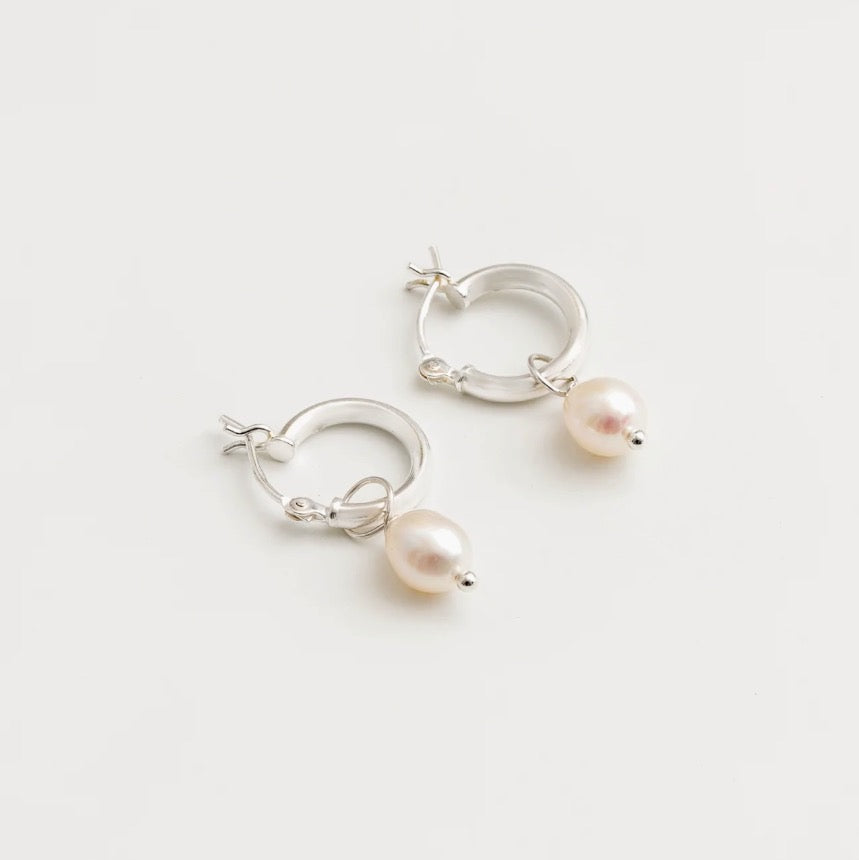 Wolf Circus | Small Pearl Hoops in Silver